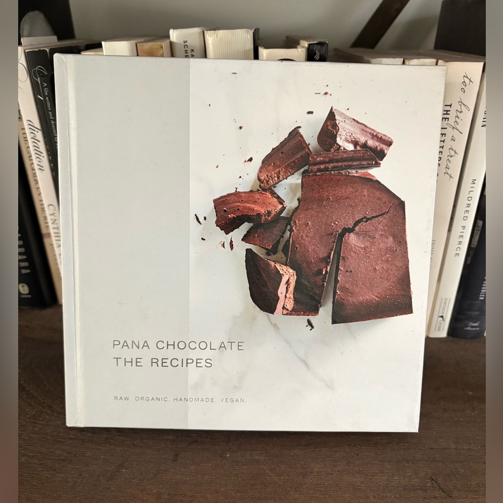 NWT Pana Chocolate Refined Sugar-free and Vegan Dessert Recipe Book